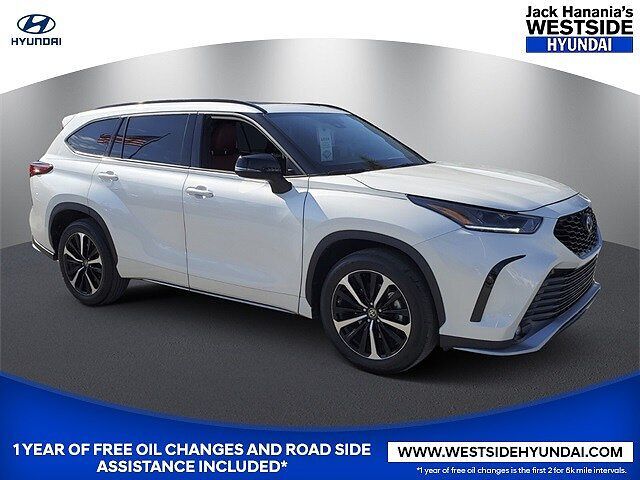 2021 TOYOTA Highlander