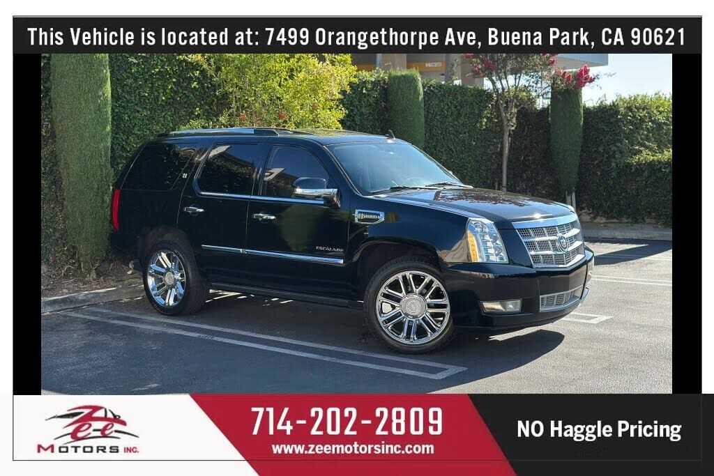 2013 CADILLAC Escalade