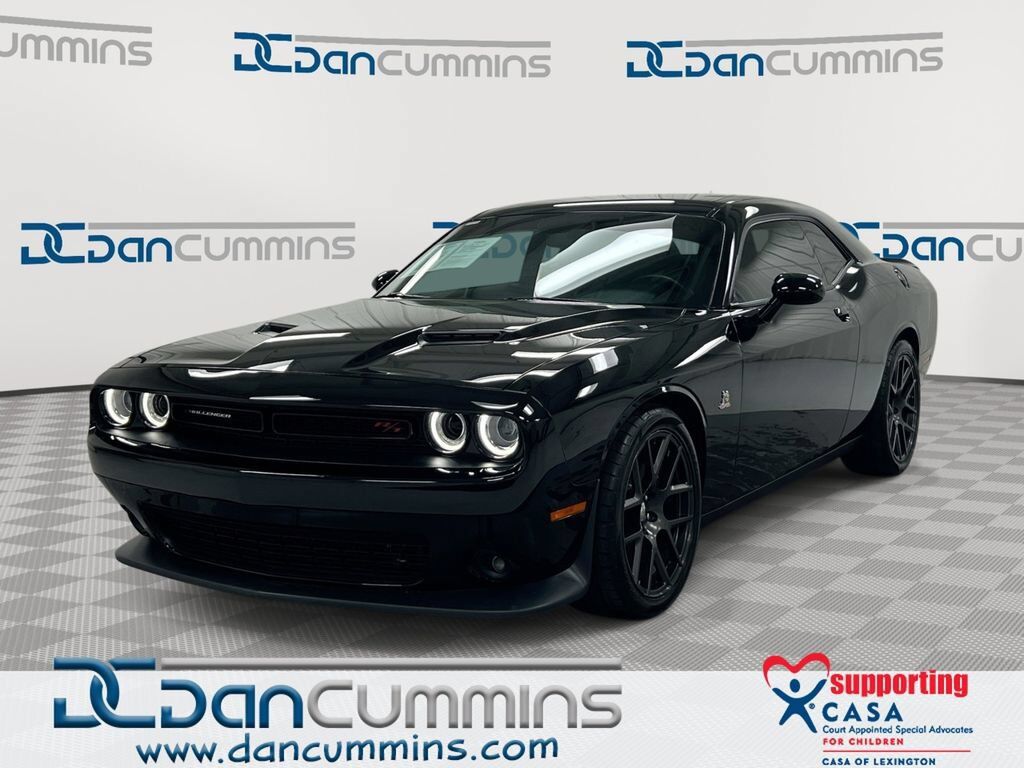 2016 DODGE Challenger