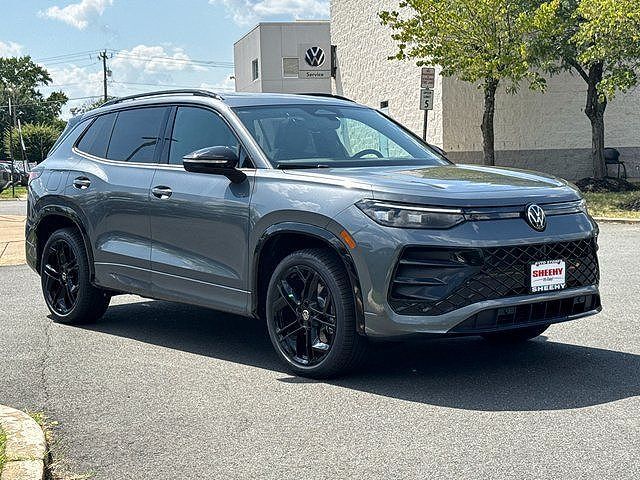 2026 VOLKSWAGEN Tiguan