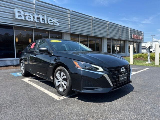 2025 NISSAN Altima