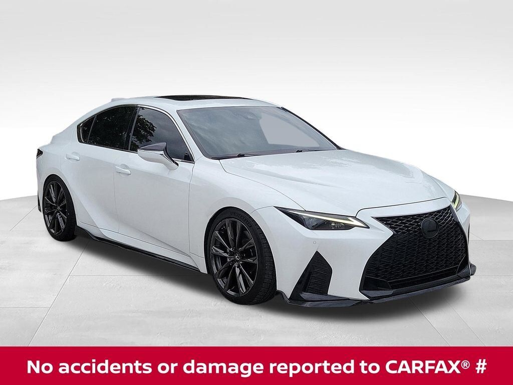2021 LEXUS IS