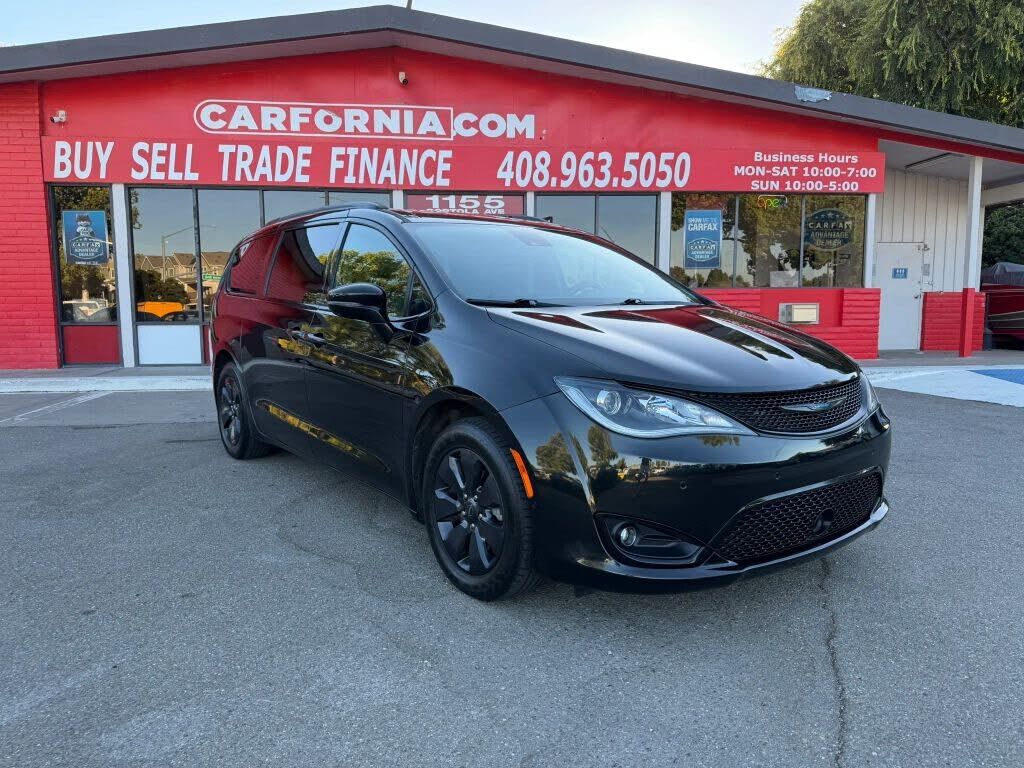 2020 CHRYSLER Pacifica