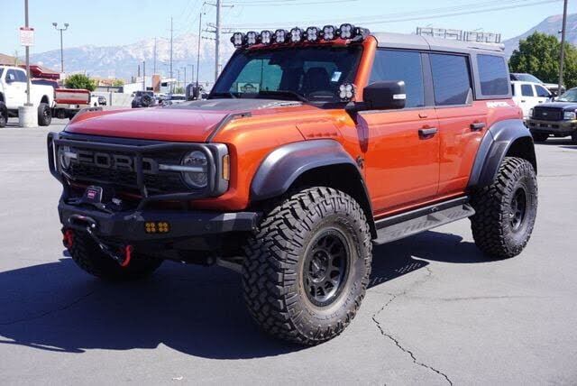 2022 FORD Bronco