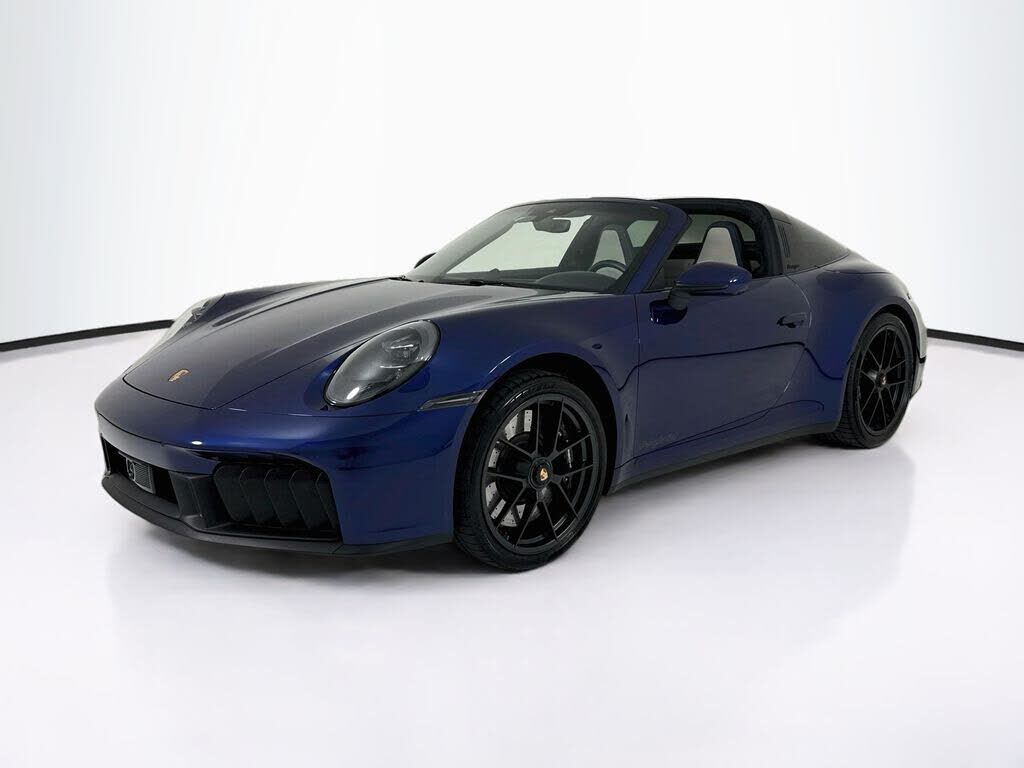 2025 PORSCHE 911