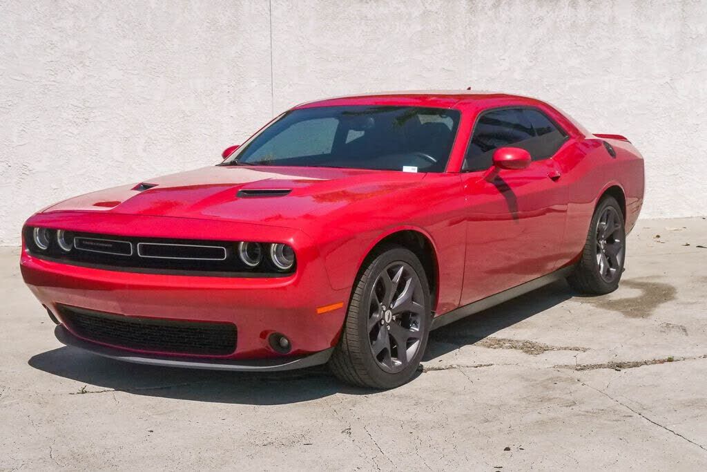 2017 DODGE Challenger
