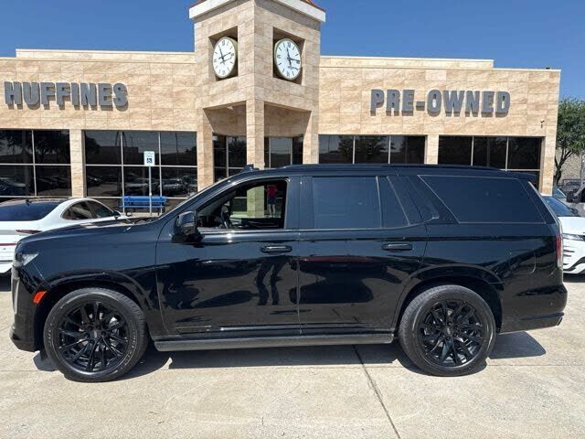 2021 CADILLAC Escalade