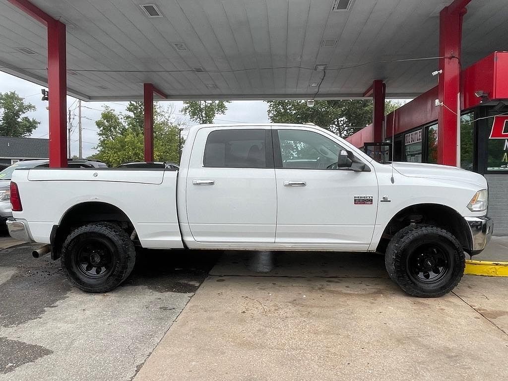 2012 DODGE Ram