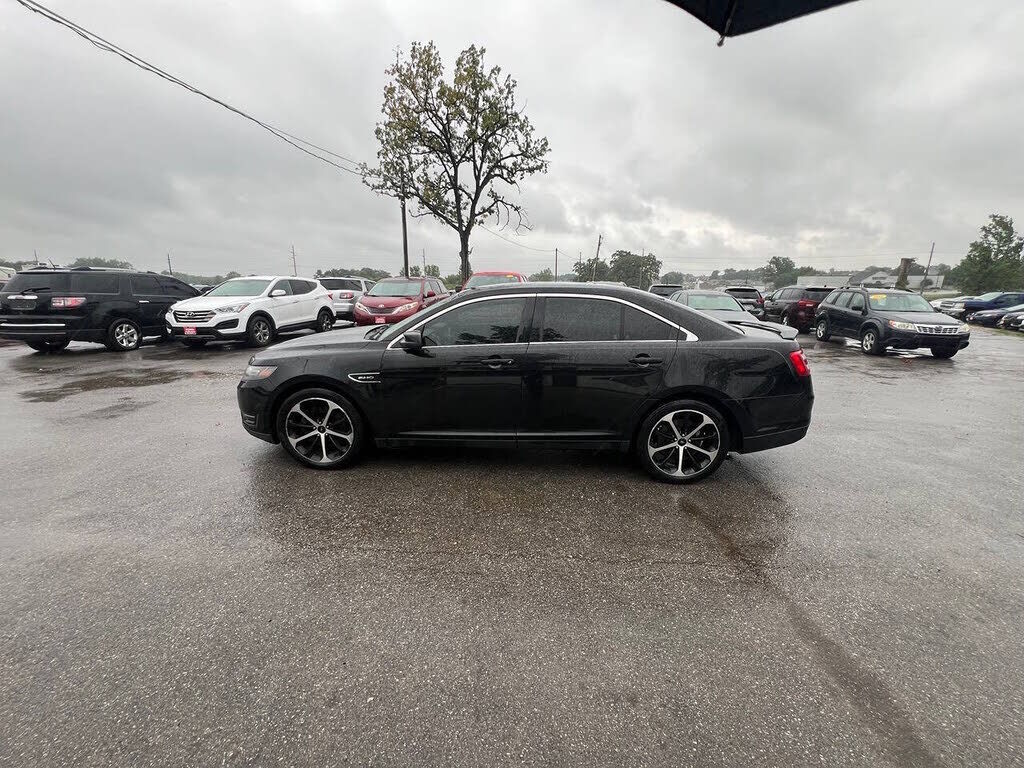 2015 FORD Taurus
