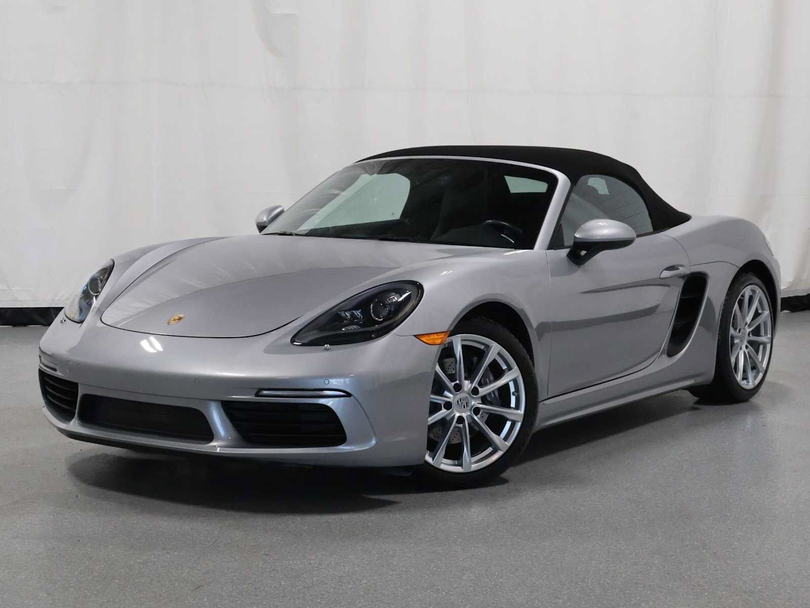 PORSCHE