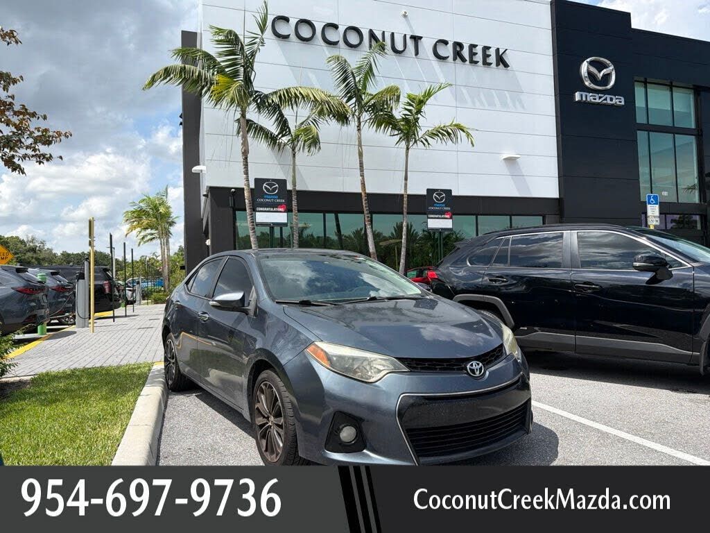 2016 TOYOTA Corolla