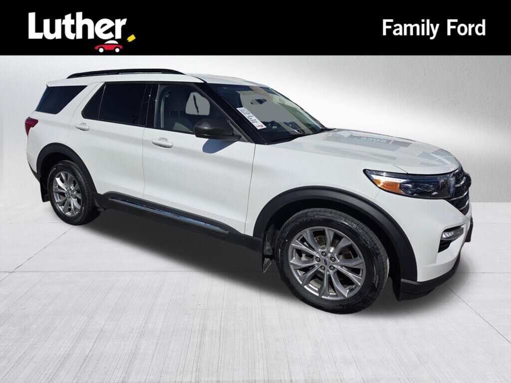 2024 FORD Explorer