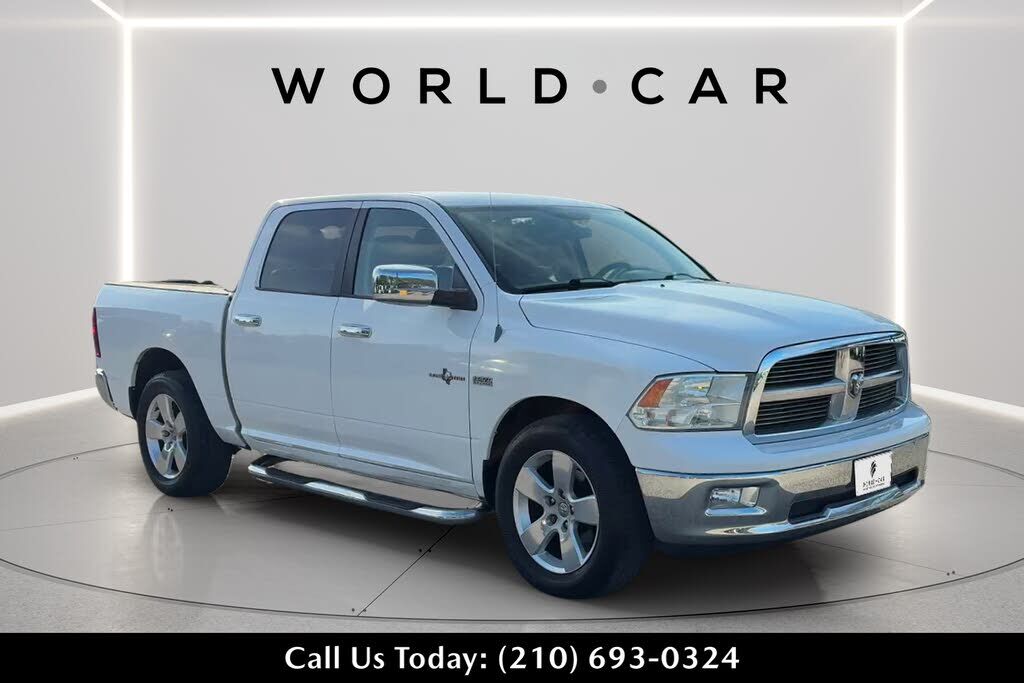2012 DODGE Ram