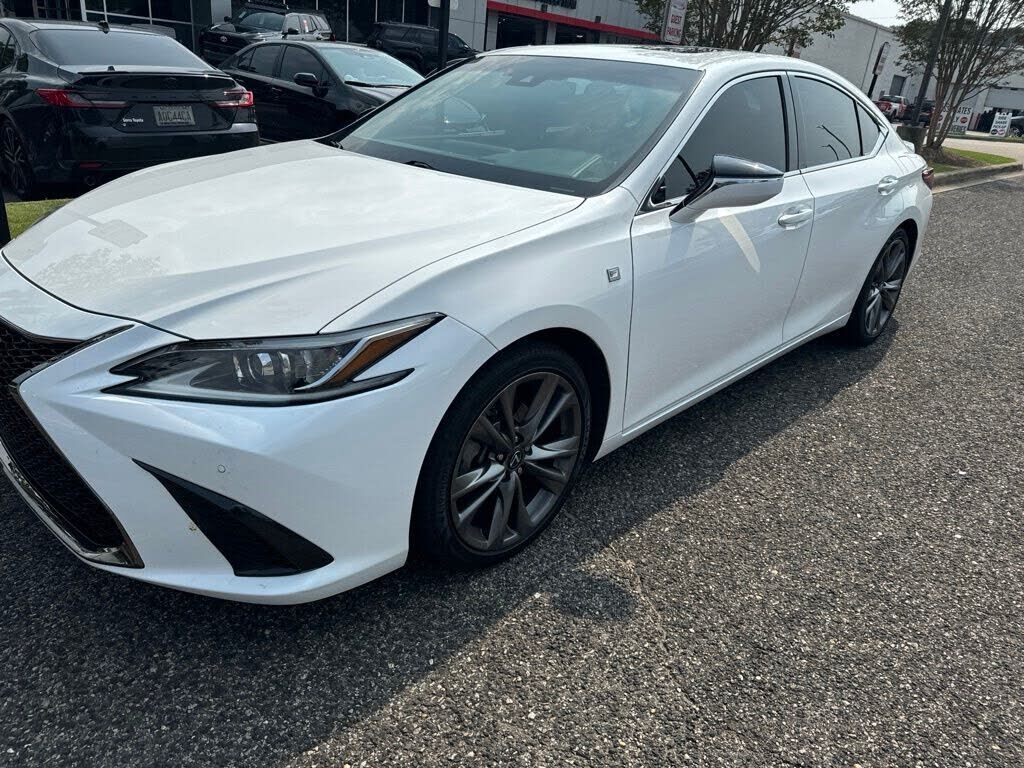 2020 LEXUS ES