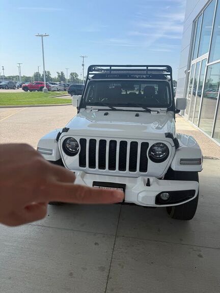 2022 JEEP Gladiator