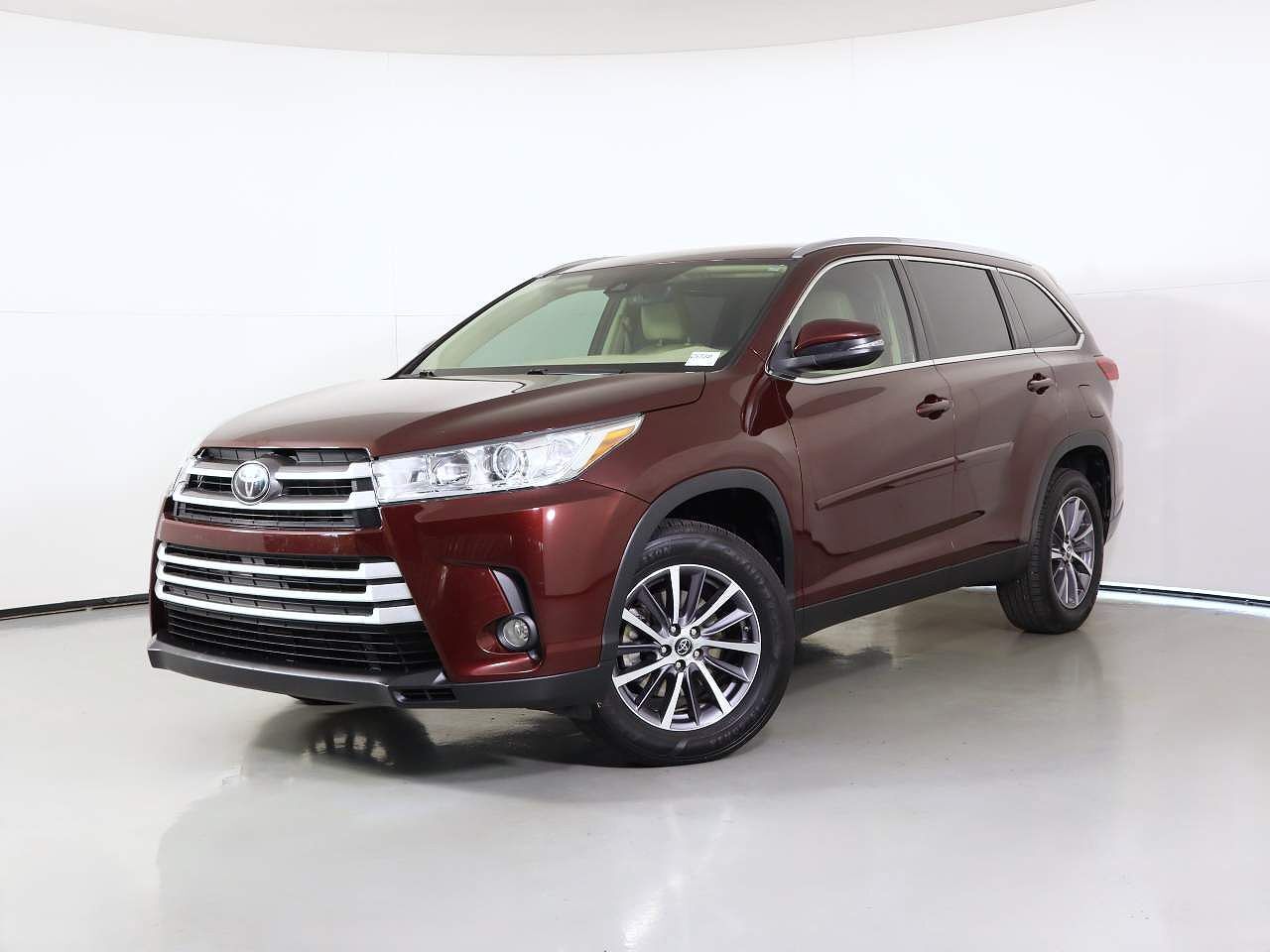 2019 TOYOTA Highlander
