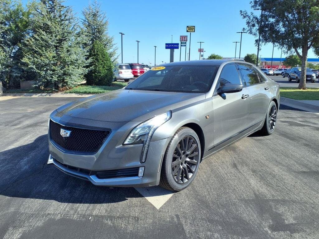 2017 CADILLAC CT6