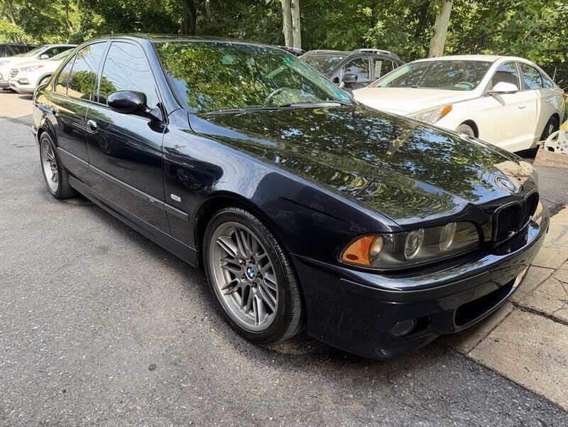 2003 BMW M5