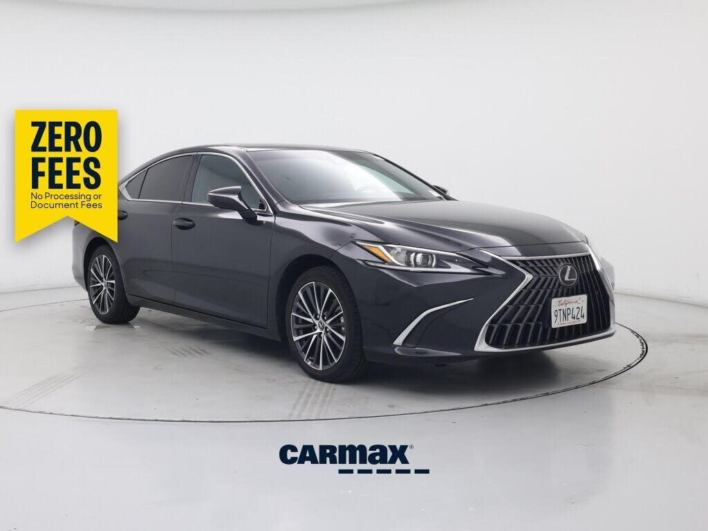 2025 LEXUS ES