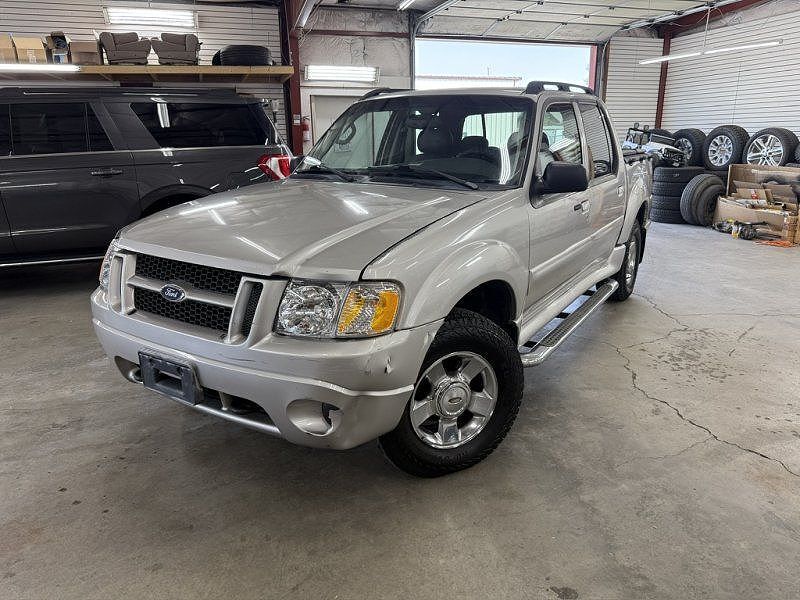 2004 FORD Explorer