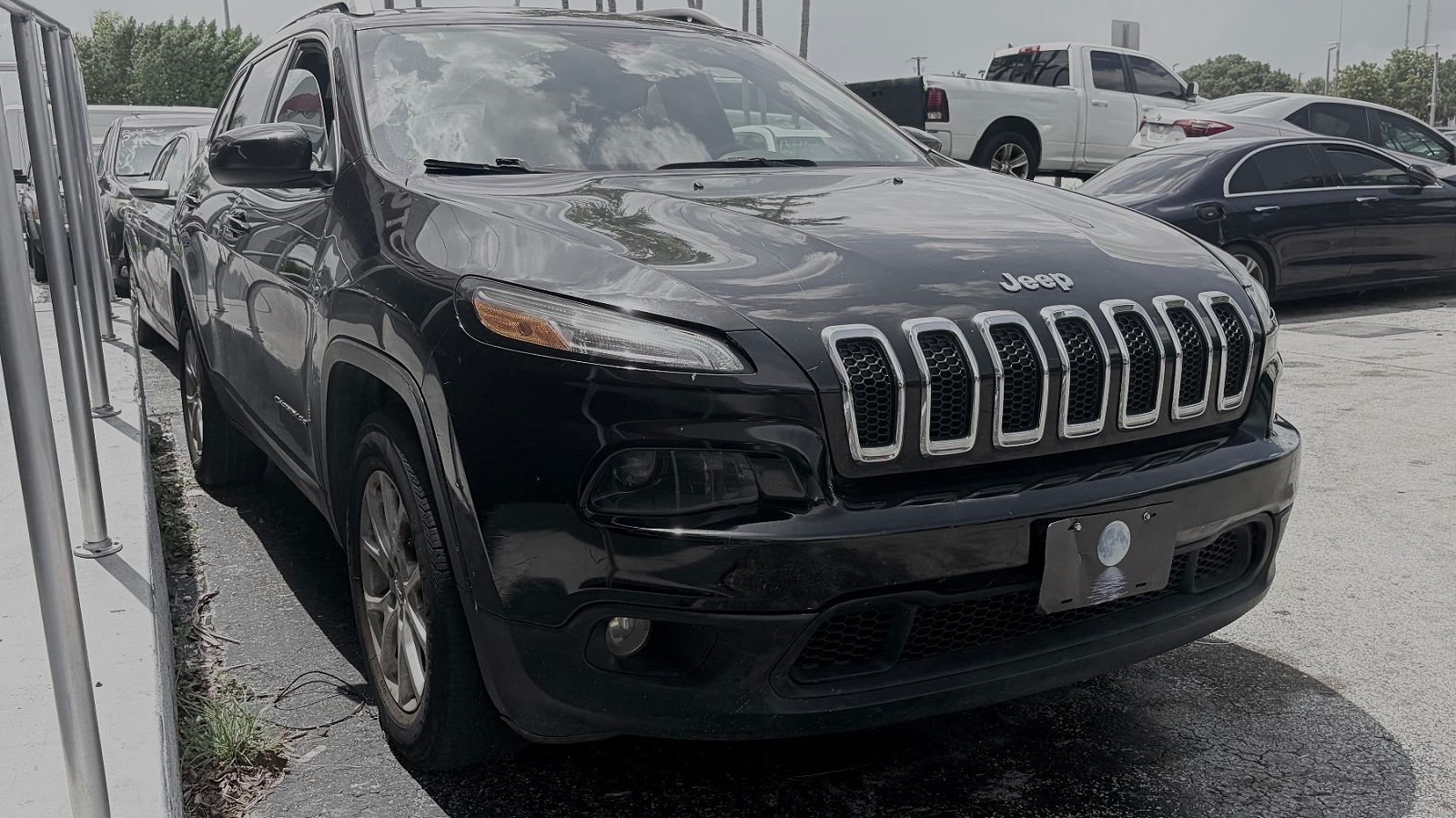 2017 JEEP Cherokee
