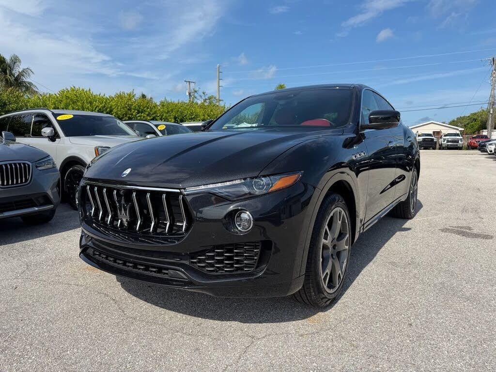 2023 MASERATI Levante