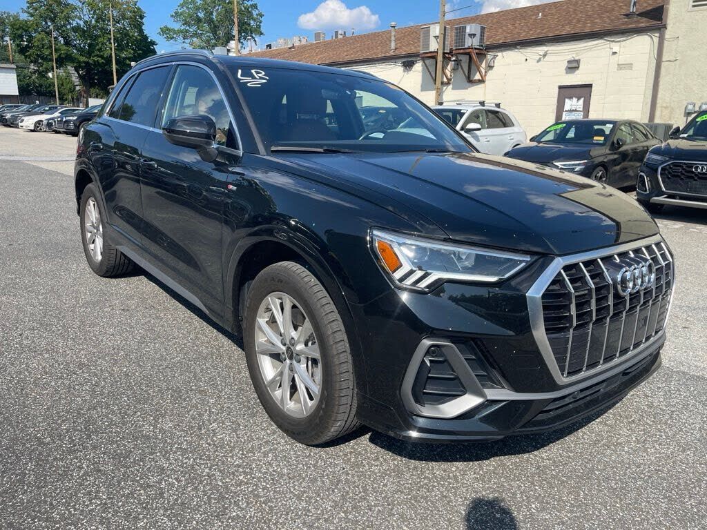 2023 AUDI Q3