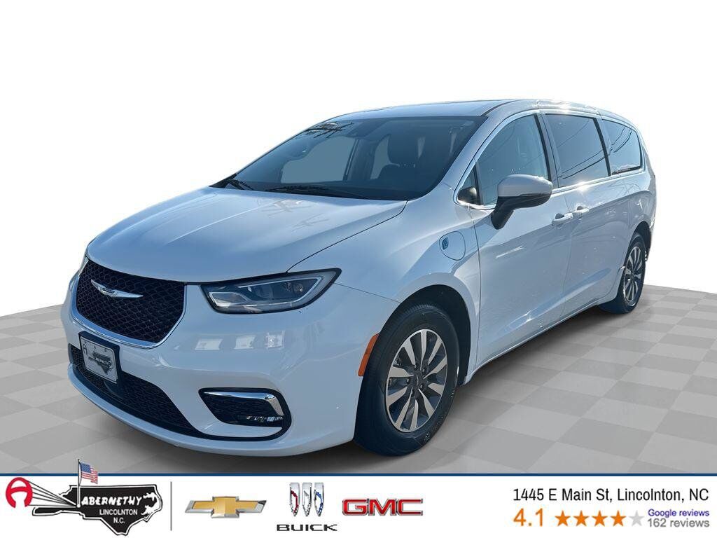 2023 CHRYSLER Pacifica
