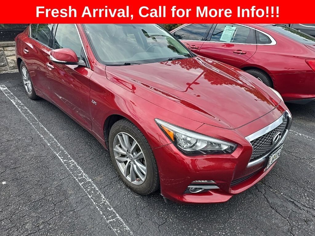 2016 INFINITI Q50