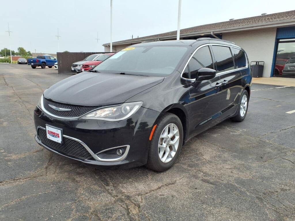 2018 CHRYSLER Pacifica