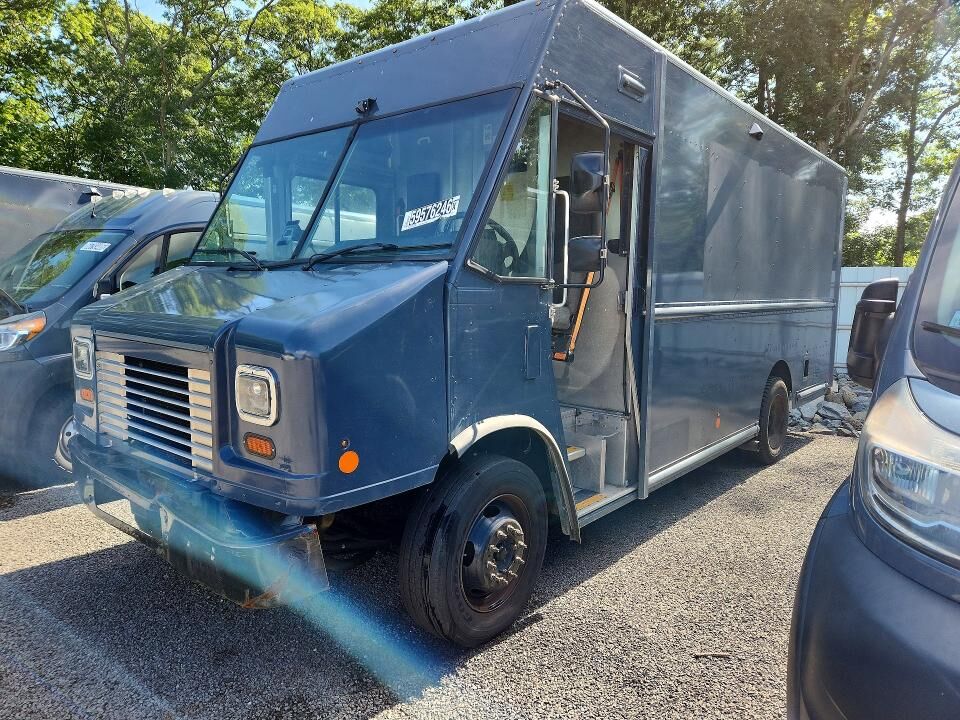 2020 FORD Commercial Chassis