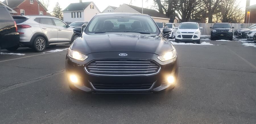 2014 FORD Fusion