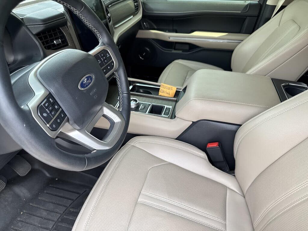 2024 FORD Expedition
