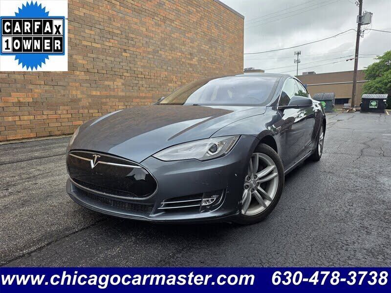 2014 TESLA Model S