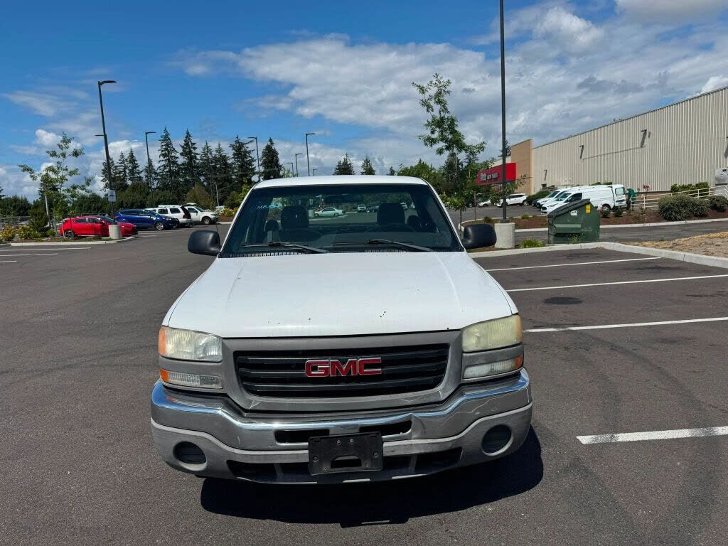 2004 GMC Sierra