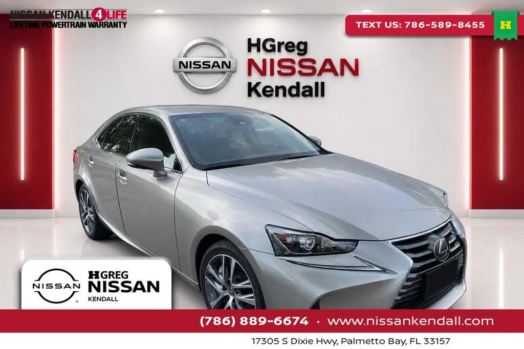 2019 LEXUS IS