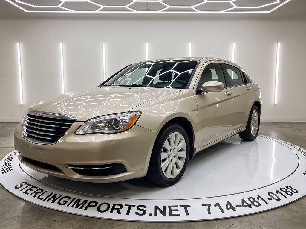 2014 CHRYSLER 200
