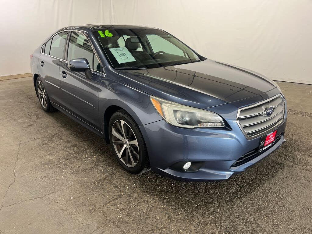 2016 SUBARU Legacy
