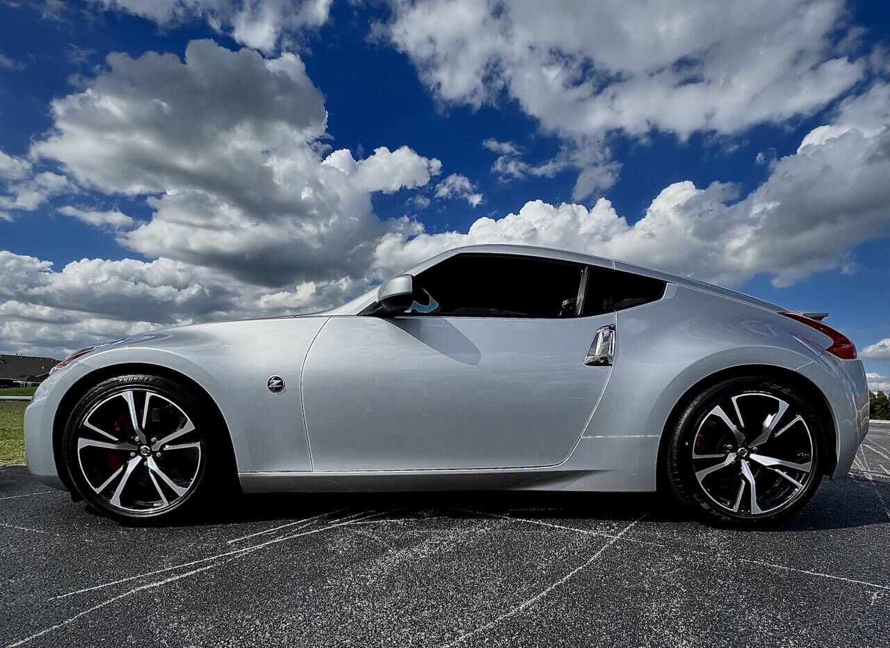 2018 NISSAN 370Z
