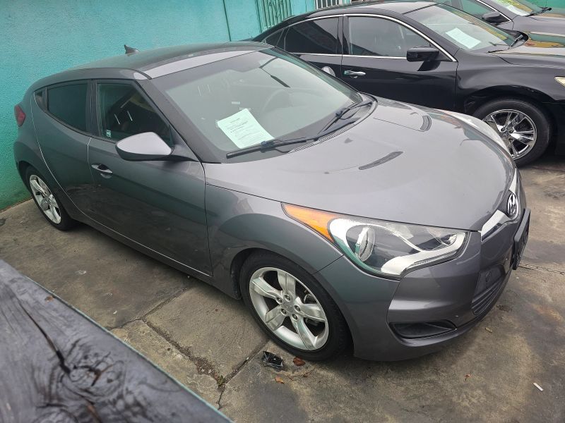 2015 HYUNDAI Veloster