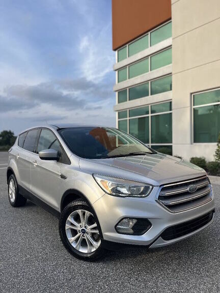 2017 FORD Escape
