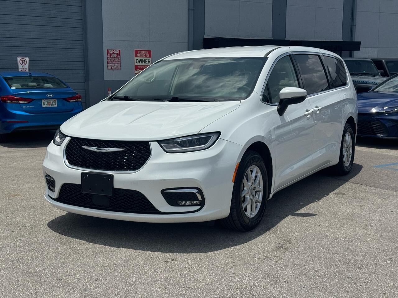 2023 CHRYSLER Pacifica