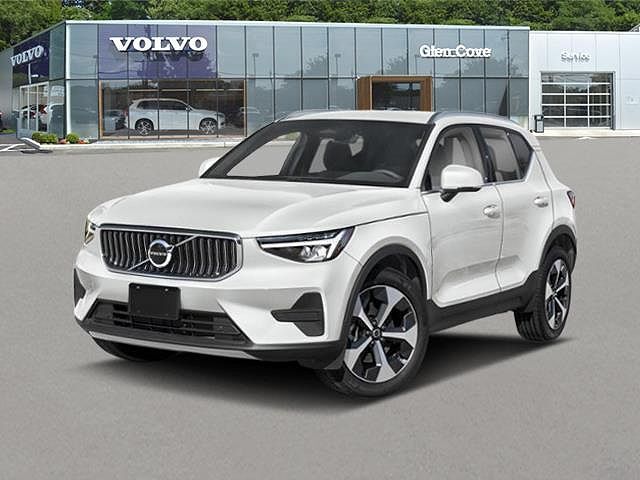 2026 VOLVO XC40