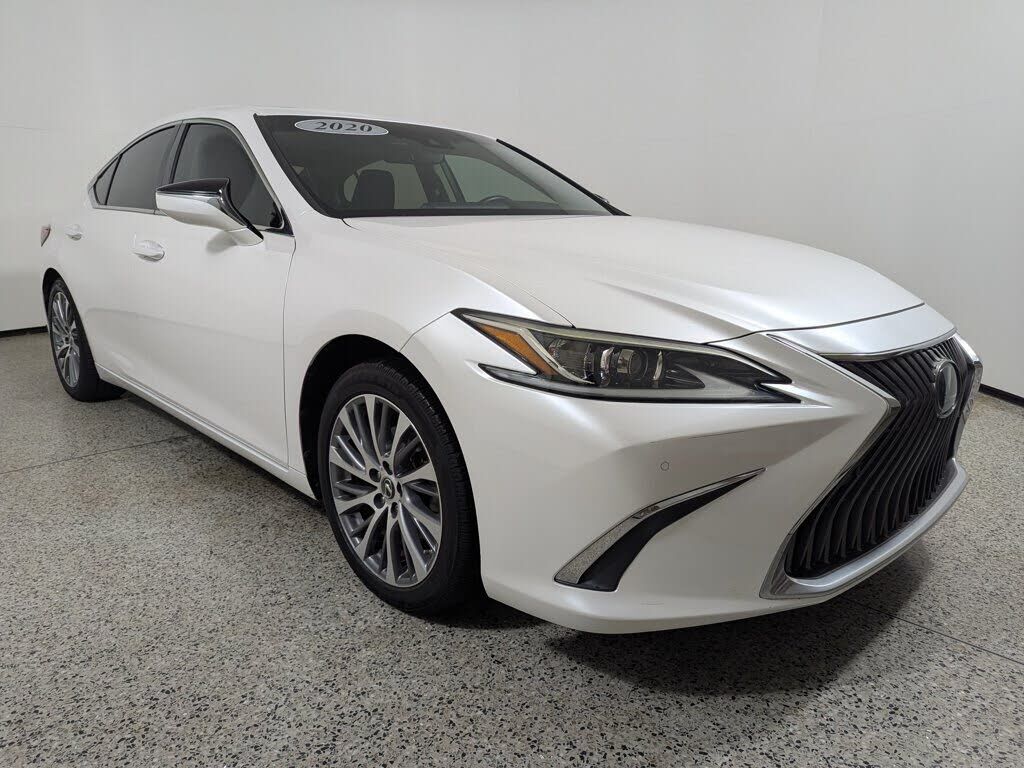 2020 LEXUS ES