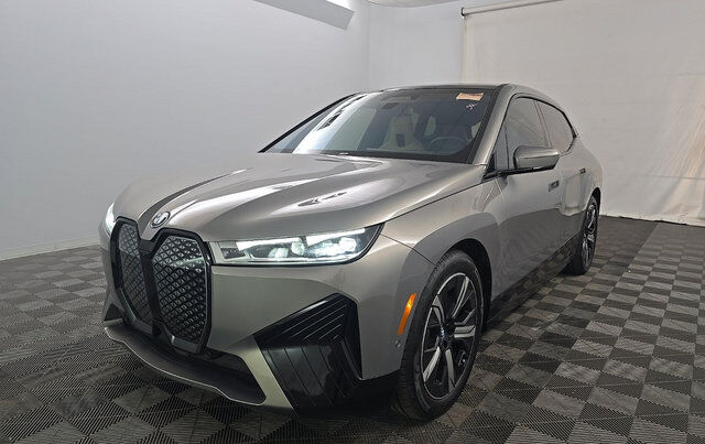 2023 BMW ix