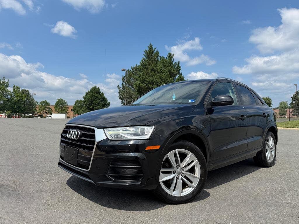 2017 AUDI Q3