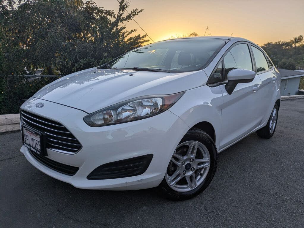 2017 FORD Fiesta