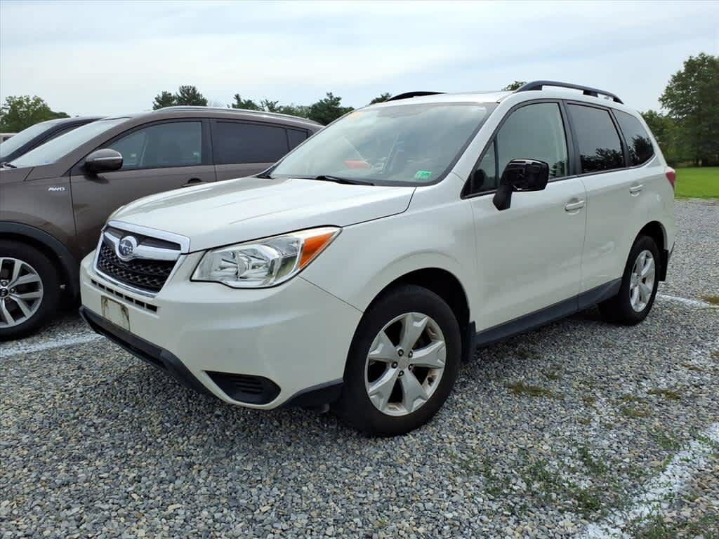 2016 SUBARU Forester
