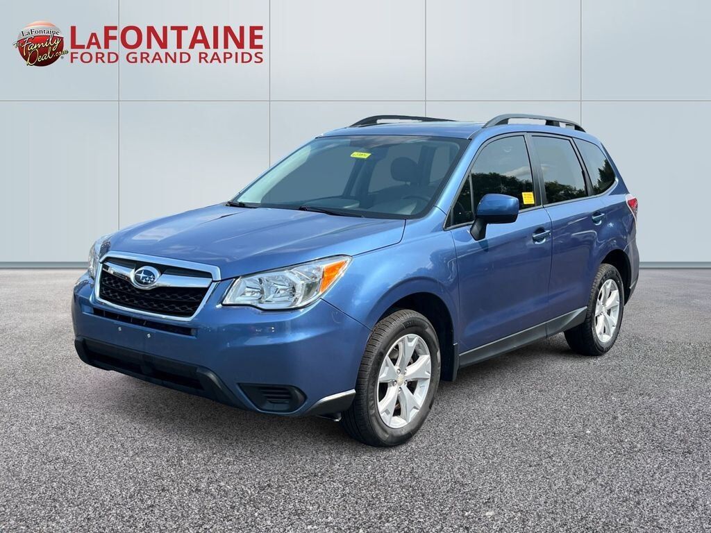 2016 SUBARU Forester