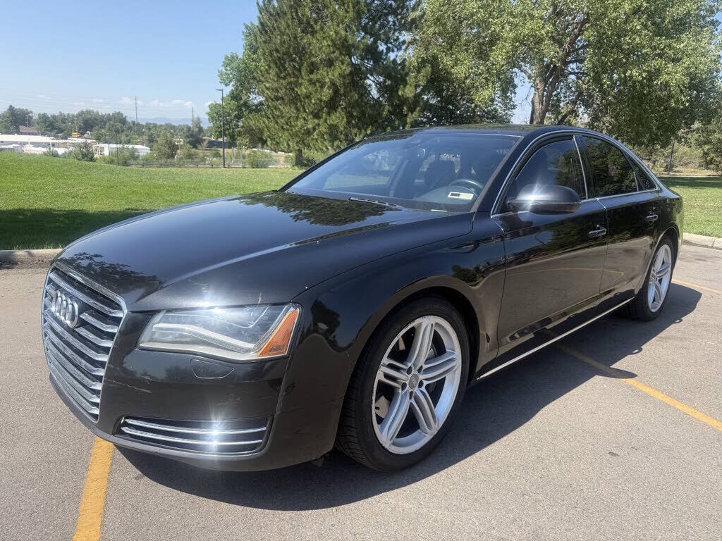 2013 AUDI A8